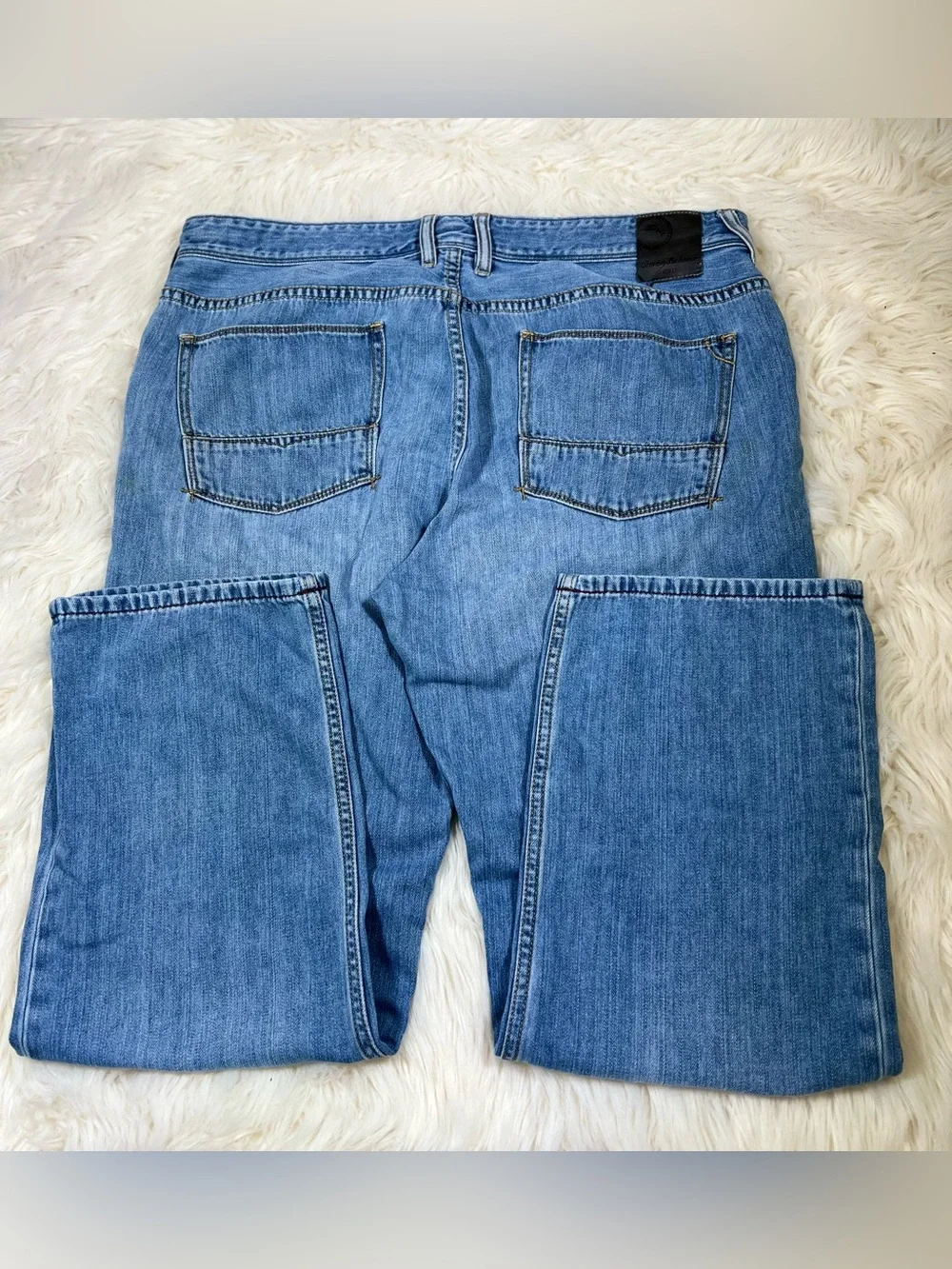 Tommy Bahama Cayman Island Relaxed Jeans Men’s 38x30 Light Wash Denim